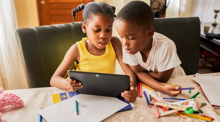 University Lecturers and Students Preparedness for Online Teaching and Learning in Zimbabwe